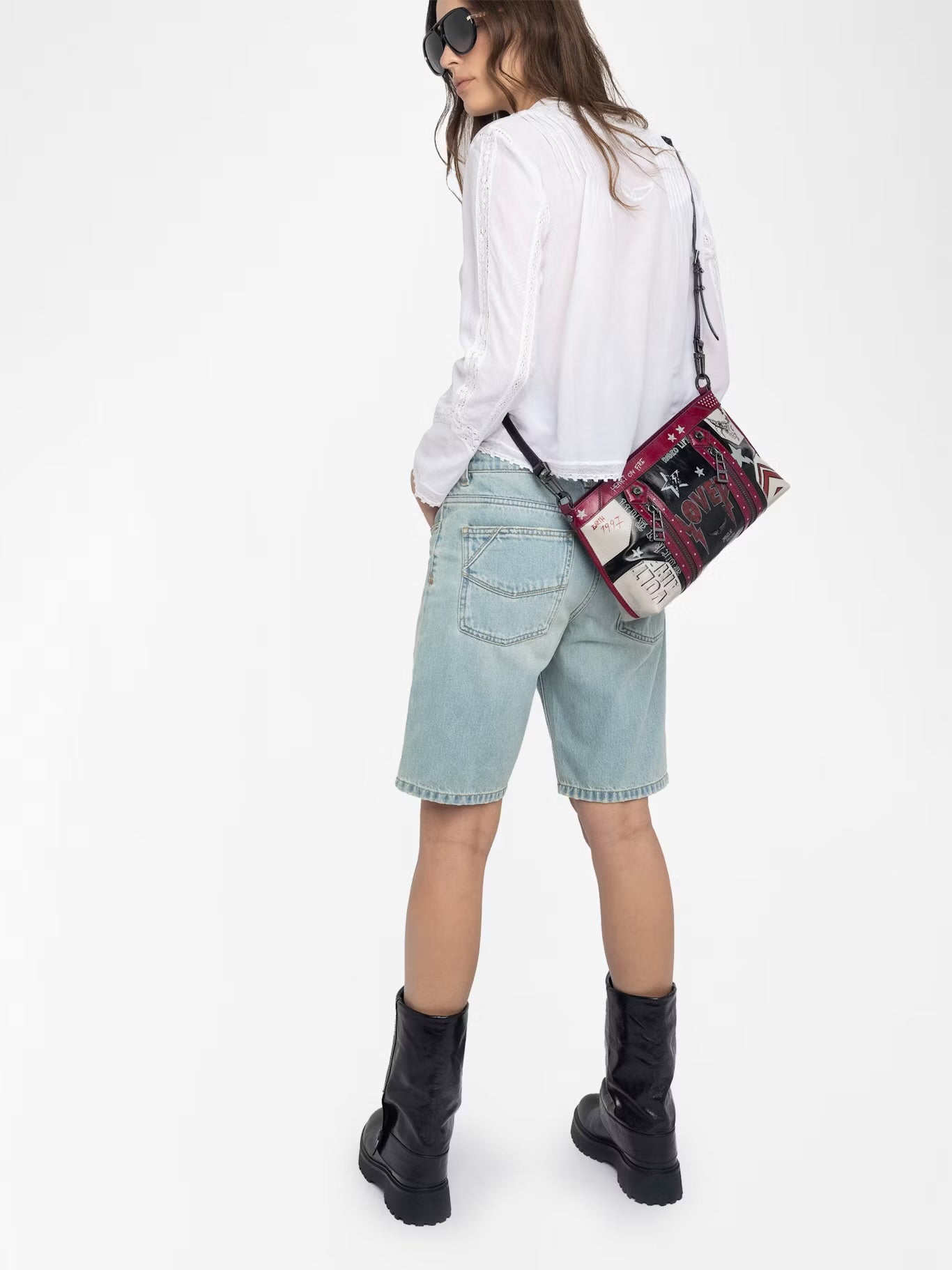 SUNNY MOODY PUNK